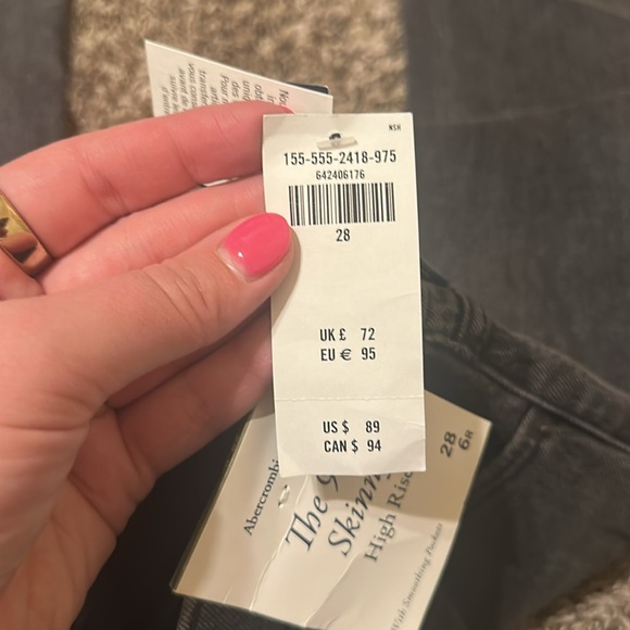 NWT Abercrombie & Fitch Women's Skinny Jeans - Charcoal Gray - Picture 4 of 10
